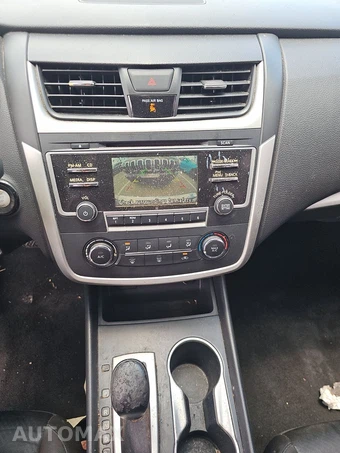 2017 Nissan Altima 2.5 SR - miniatura 11