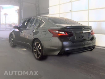 2017 Nissan Altima 2.5 SR - miniatura 6