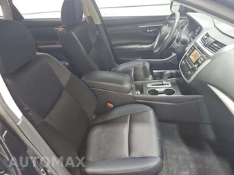 2017 Nissan Altima 2.5 SR – miniatura 18