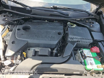 2017 Nissan Altima 2.5 SR – miniatura 15