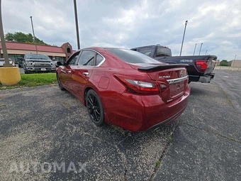 2017 Nissan Altima 2.5 SR - miniatura 2