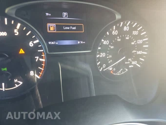 2017 Nissan Altima 2.5 SR - miniatura 12