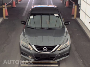 2017 Nissan Altima 2.5 SR - miniatura 2