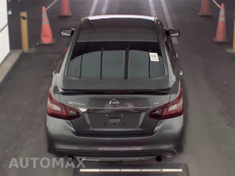 2017 Nissan Altima 2.5 SR - miniatura 5