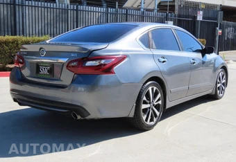 2017 Nissan Altima 2.5 SR - miniatura 3