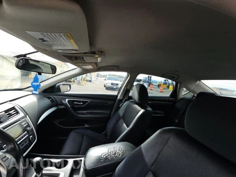 2017 Nissan Altima 2.5 SR – miniatura 18