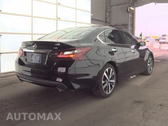 2017 Nissan Altima 2.5 SR – miniatura 4