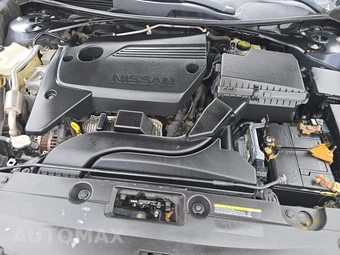 2017 Nissan Altima 2.5 SR – miniatura 15