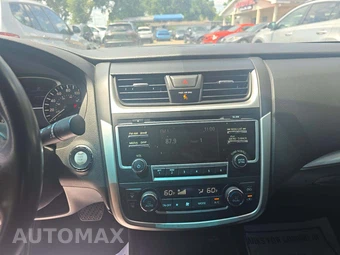 2017 Nissan Altima 2.5 SV – miniatura 10
