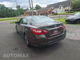 2017 Nissan Altima 2.5 SV - miniatura 2