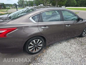 2017 Nissan Altima 2.5 SV - miniatura 28