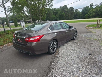 2017 Nissan Altima 2.5 SV - miniatura 3