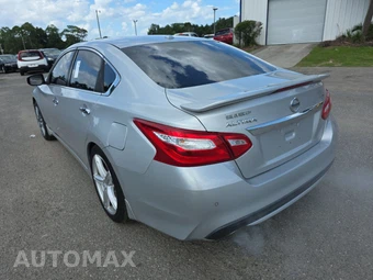 2017 Nissan Altima 3.5 SL – miniatura 6