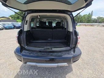 2017 Nissan Armada Platinum – miniatura 12