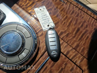 2017 Nissan Armada Platinum – miniatura 5