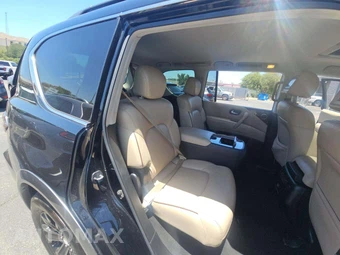 2017 Nissan Armada Platinum – miniatura 17