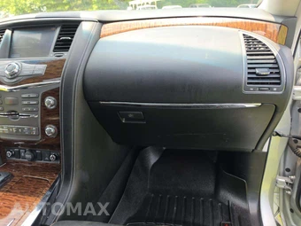 2017 Nissan Armada Platinum – miniatura 17