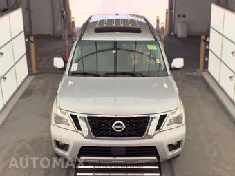 2017 Nissan Armada Platinum – miniatura 2