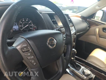 2017 Nissan Armada Platinum - miniatura 11
