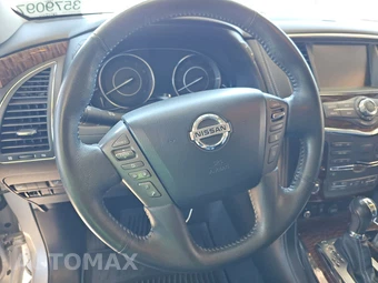 2017 Nissan Armada Platinum – miniatura 10