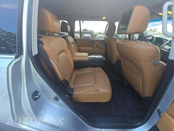 2017 Nissan Armada Platinum - miniatura 17