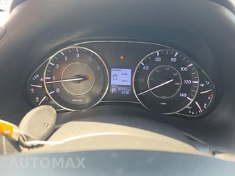 2017 Nissan Armada SL – miniatura 12