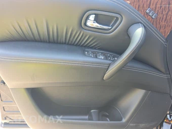 2017 Nissan Armada SL – miniatura 9