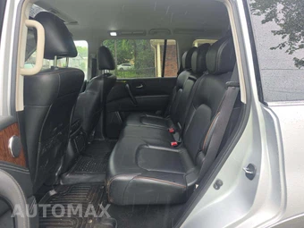 2017 Nissan Armada SL – miniatura 10