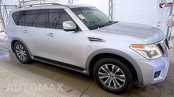 2017 Nissan Armada SL – miniatura 3