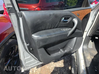 2017 Nissan Armada SL – miniatura 9