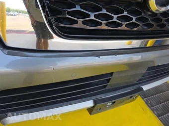 2017 Nissan Armada SV – miniatura 2