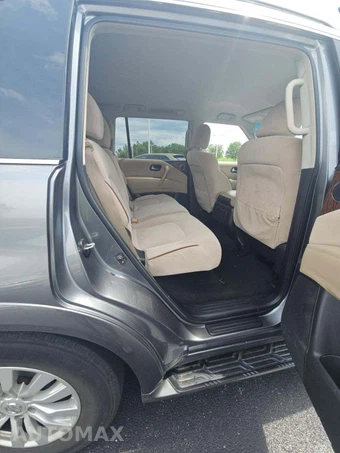 2017 Nissan Armada SV – miniatura 14