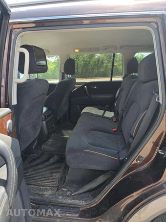 2017 Nissan Armada SV - miniatura 13