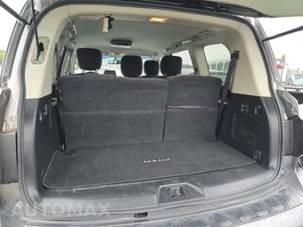 2017 Nissan Armada SV – miniatura 17