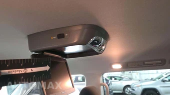2017 Nissan Armada SV – miniatura 32