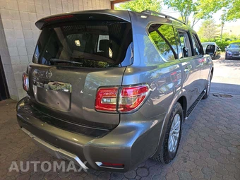 2017 Nissan Armada SV – miniatura 3