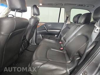 2017 Nissan Armada SV – miniatura 13