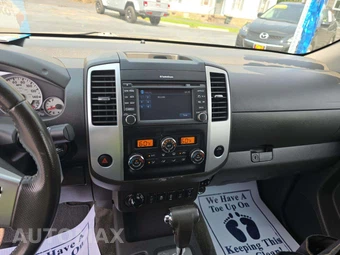 2017 Nissan Frontier PRO-4X Crew Cab Medium Bed – miniatura 7