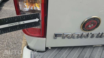 2017 Nissan Frontier S Extended Cab Medium Bed - miniatura 25