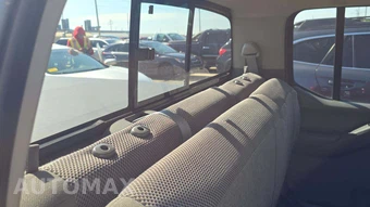 2017 Nissan Frontier SV Crew Cab Medium Bed – miniatura 25