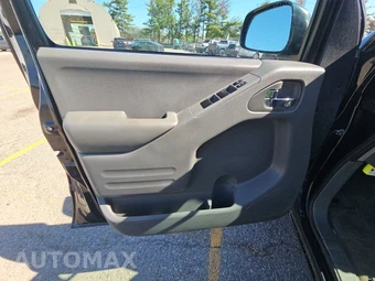 2017 Nissan Frontier SV Crew Cab Medium Bed – miniatura 9