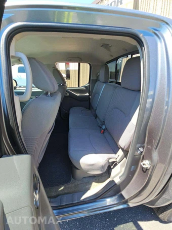 2017 Nissan Frontier SV Crew Cab Medium Bed – miniatura 10