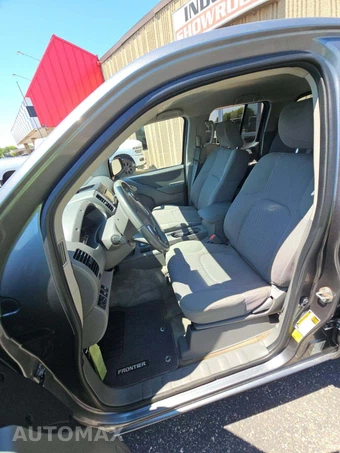 2017 Nissan Frontier SV Crew Cab Medium Bed – miniatura 3