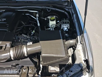 2017 Nissan Frontier SV Crew Cab Medium Bed - miniatura 23
