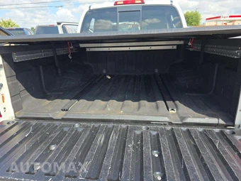 2017 Nissan Frontier SV Crew Cab Medium Bed - miniatura 14