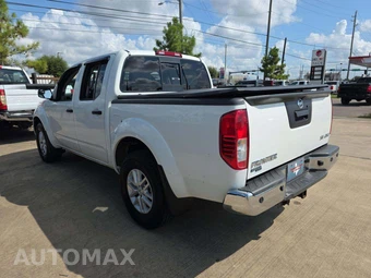 2017 Nissan Frontier SV Crew Cab Medium Bed - miniatura 2