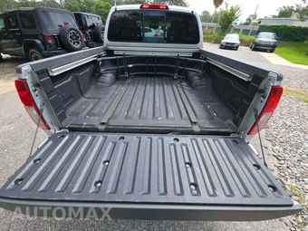 2017 Nissan Frontier SV Crew Cab Medium Bed – miniatura 14