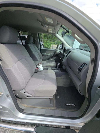 2017 Nissan Frontier SV Crew Cab Medium Bed – miniatura 18