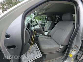 2017 Nissan Frontier SV Crew Cab Medium Bed – miniatura 6