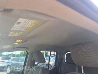 2017 Nissan Frontier SV Crew Cab Medium Bed - miniatura 8